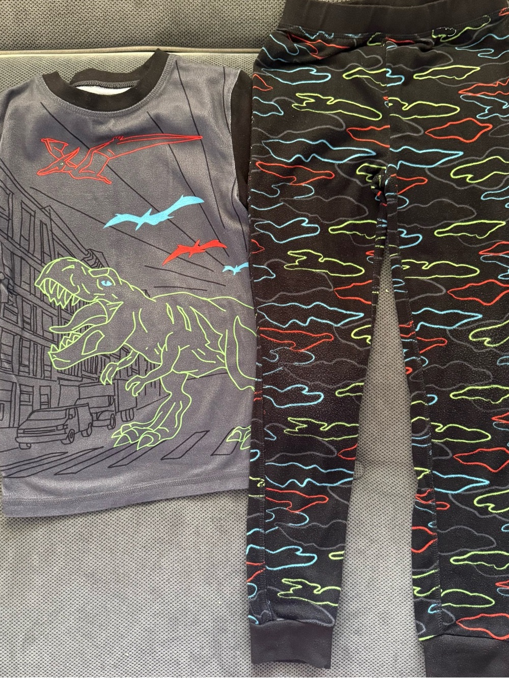 Cuddl Duds Kids Black Dinosaur Glow Pajama Set - Neon Trim